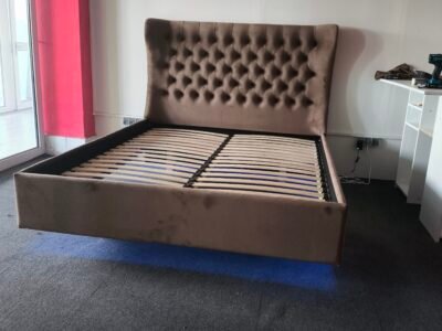 Кровати, пуфы, дизайнерская мебель. Так же изготавливаем мягкую мебель по вашему желанию(фото).